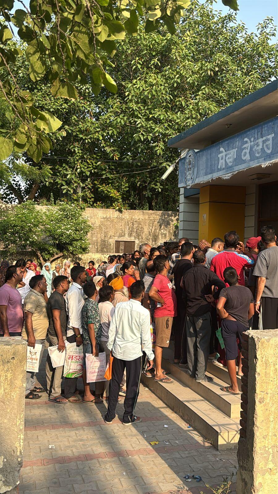 1846abc2-cb3a-4bd7-9ec9-e685594b0c90_At_a_Sewa_Kendra_today.jpeg