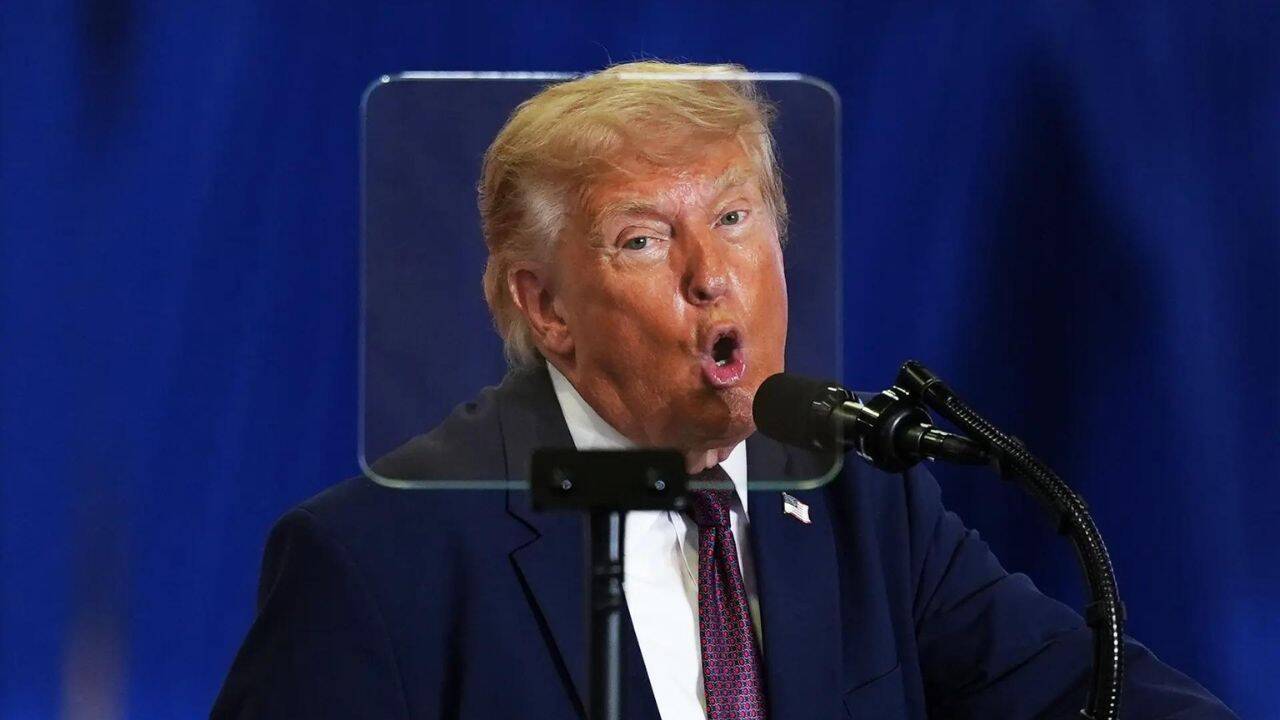 'Lunatic': Donald Trump enters shouting match with fellow Republican over Iran