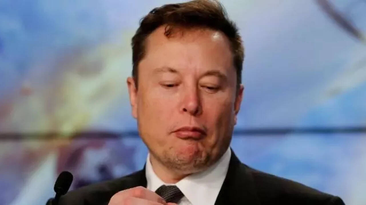 Elon Musk loses trillionaire status to "Accenture-triggered wipeout" in the US market