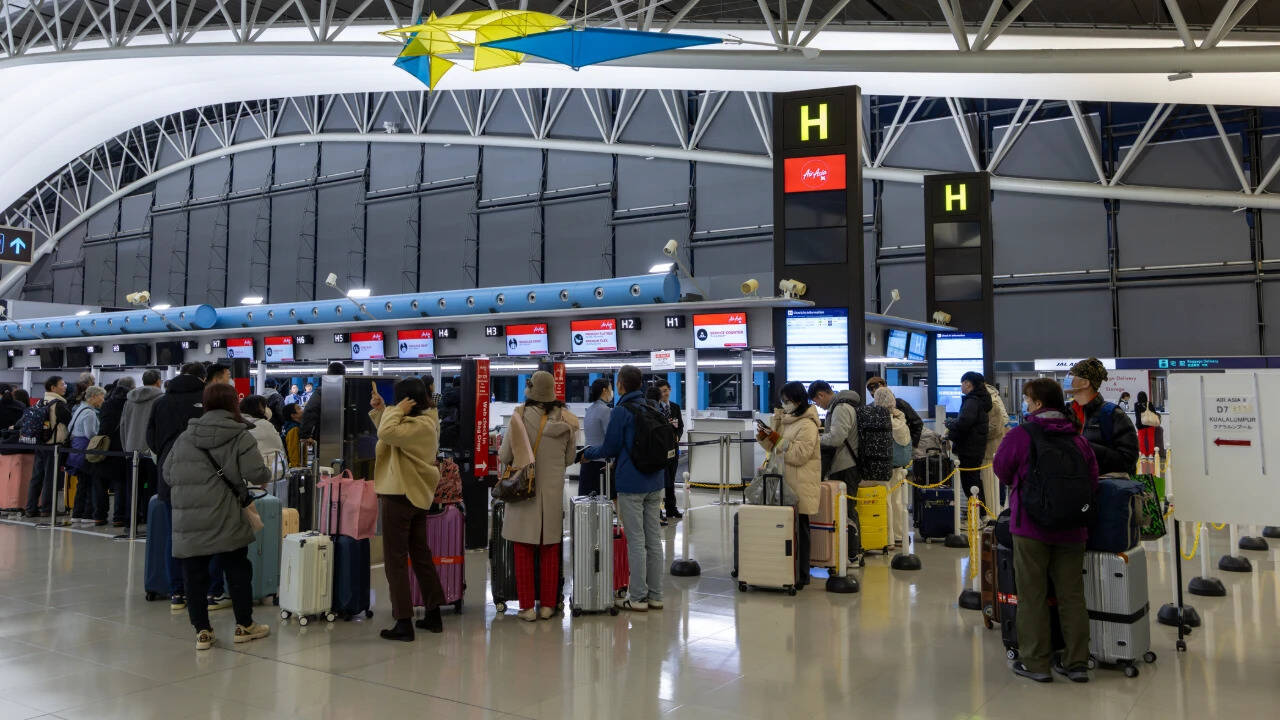Ebola scare: International arrivals to fill health self-declaration forms online now