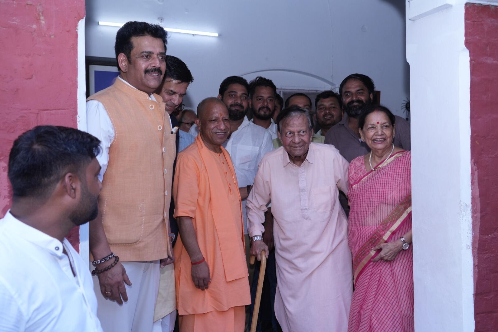 0f4dd294-88bc-470a-8930-bae362b56b4d_Shri_Prakash_mani_visit.jpg