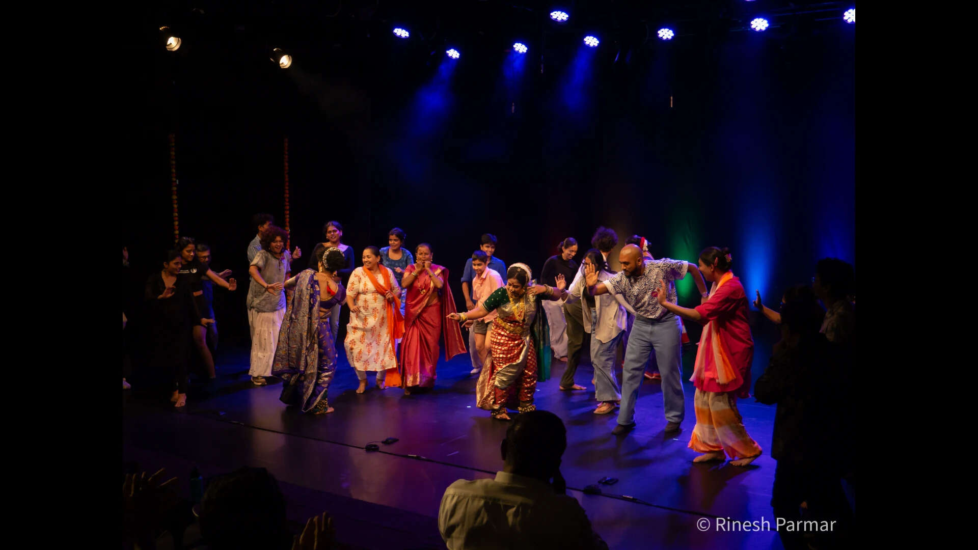 Rang Birangi Lavani (3)
