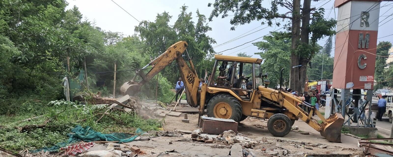 22d9af24-8f65-41ba-ab83-264790493f08_anti-encroachment_drive_2.jpeg