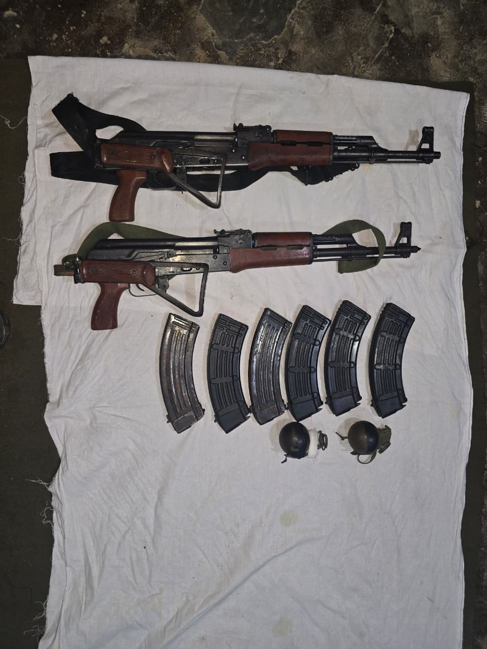 860abfa4-0a3e-4134-93e3-4def1cffe0b4_Seized_Arms.jpg