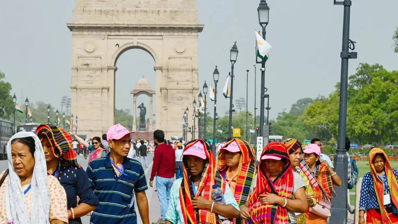Delhi 'feels' the heat at season-high 51.3°C; yellow rain alert for next two days