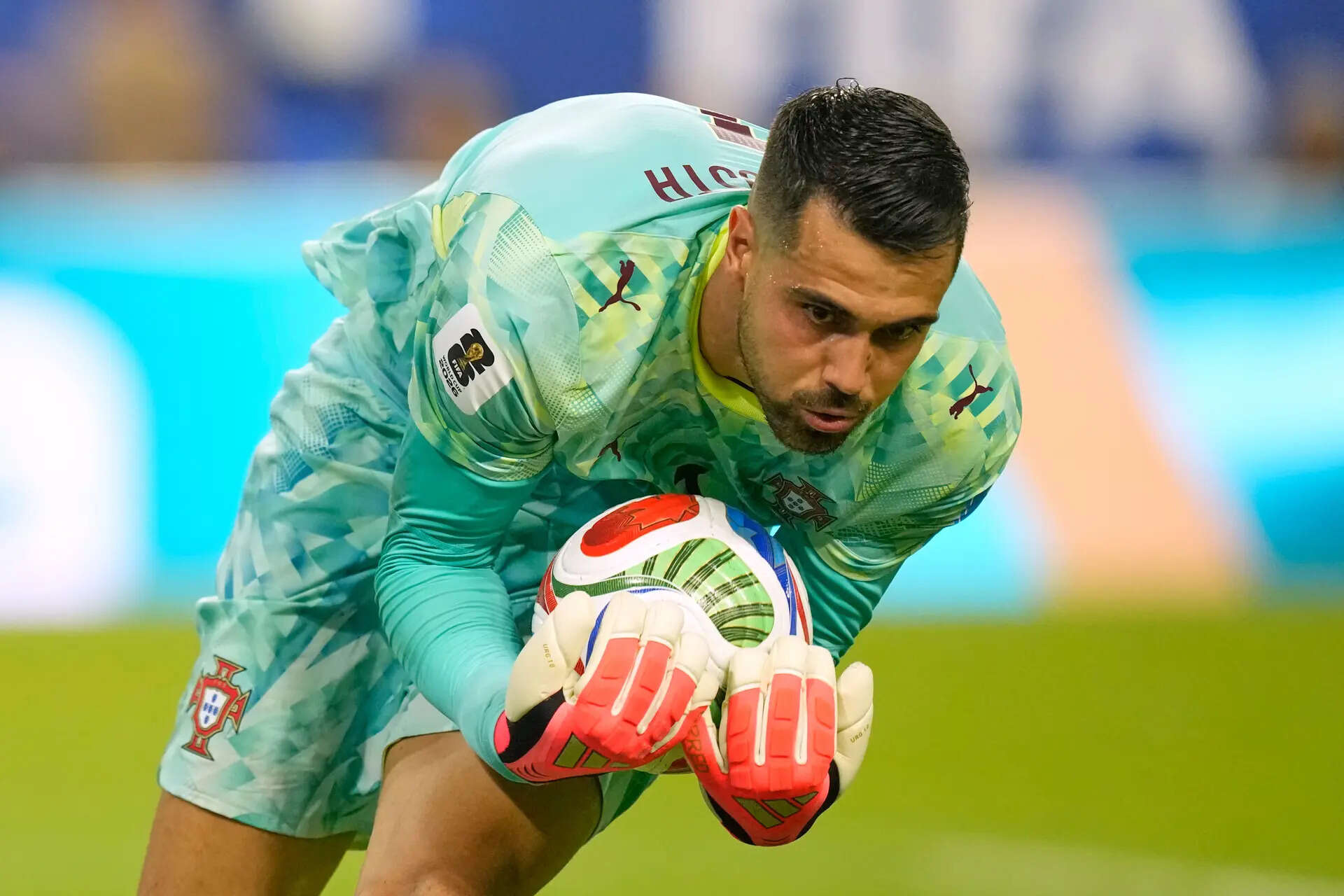 Colombia wins Group K after 0-0 draw with Portugal; both squads already into World Cup knockouts