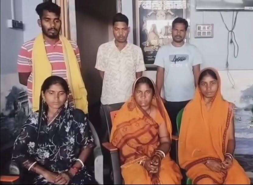 39f1be92-5b6b-48bd-943c-1dae85d4682b_family_members_of_the_deceased_died_in_saurdi_arabia.jpg
