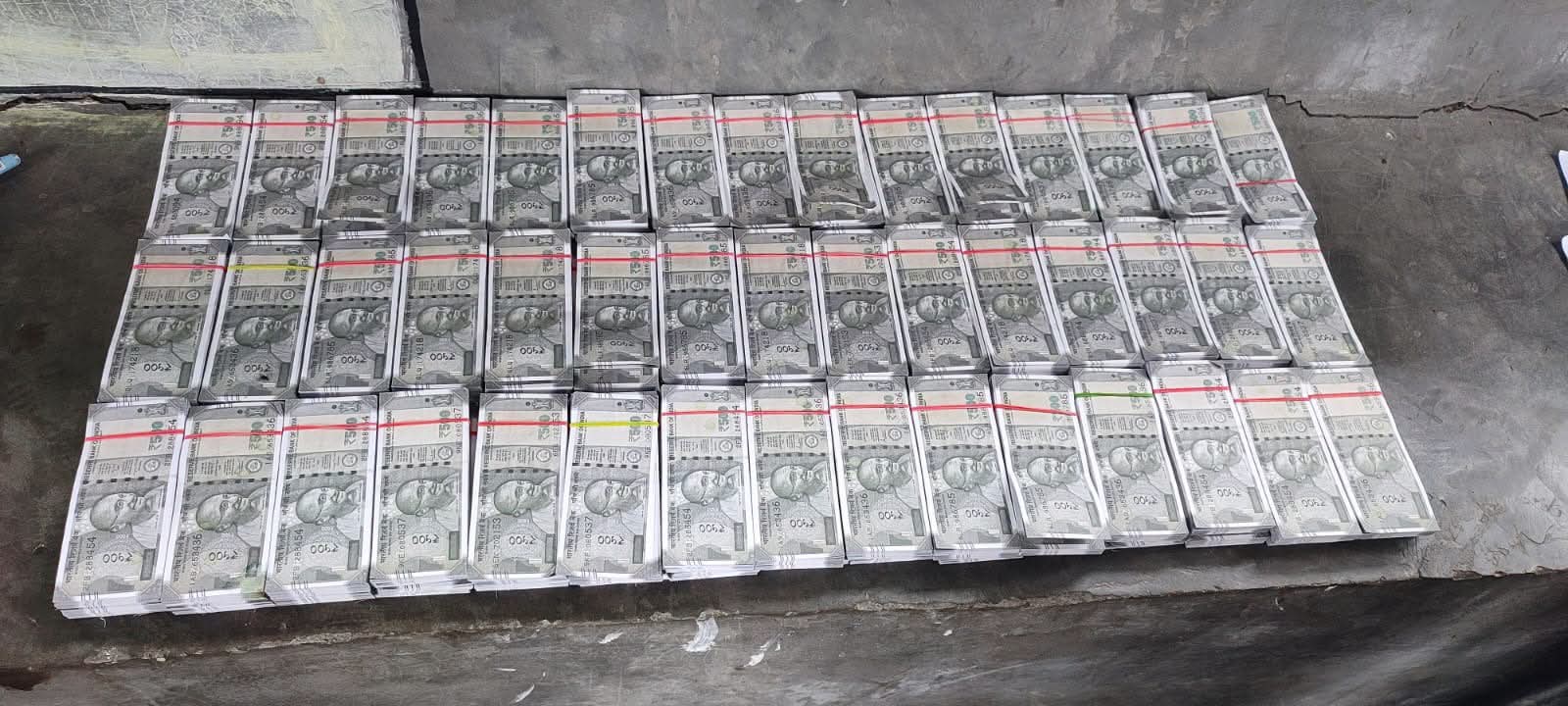 43202d92-736a-433c-b881-36ff08c82927_Fake_Currency_seized_.jpg