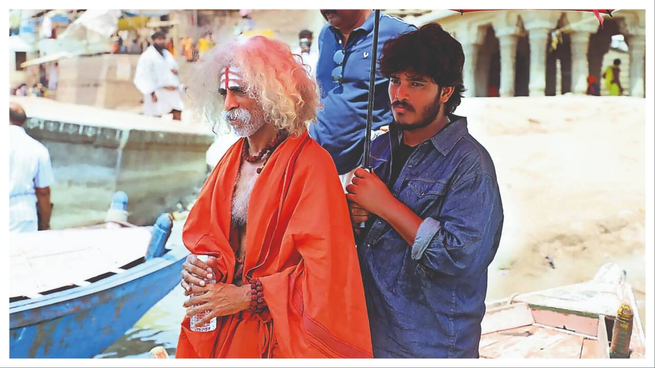 Makrand Deshpande was spotted shooting for the film in the role of a sadhu