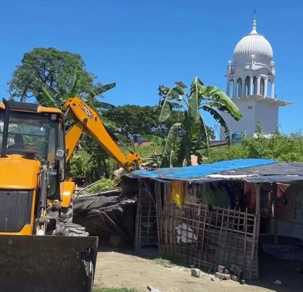 0088efaa-8588-453a-81e5-bd0f42345464_Eviction_drive_Dibrugarh_River_Bank.jpg