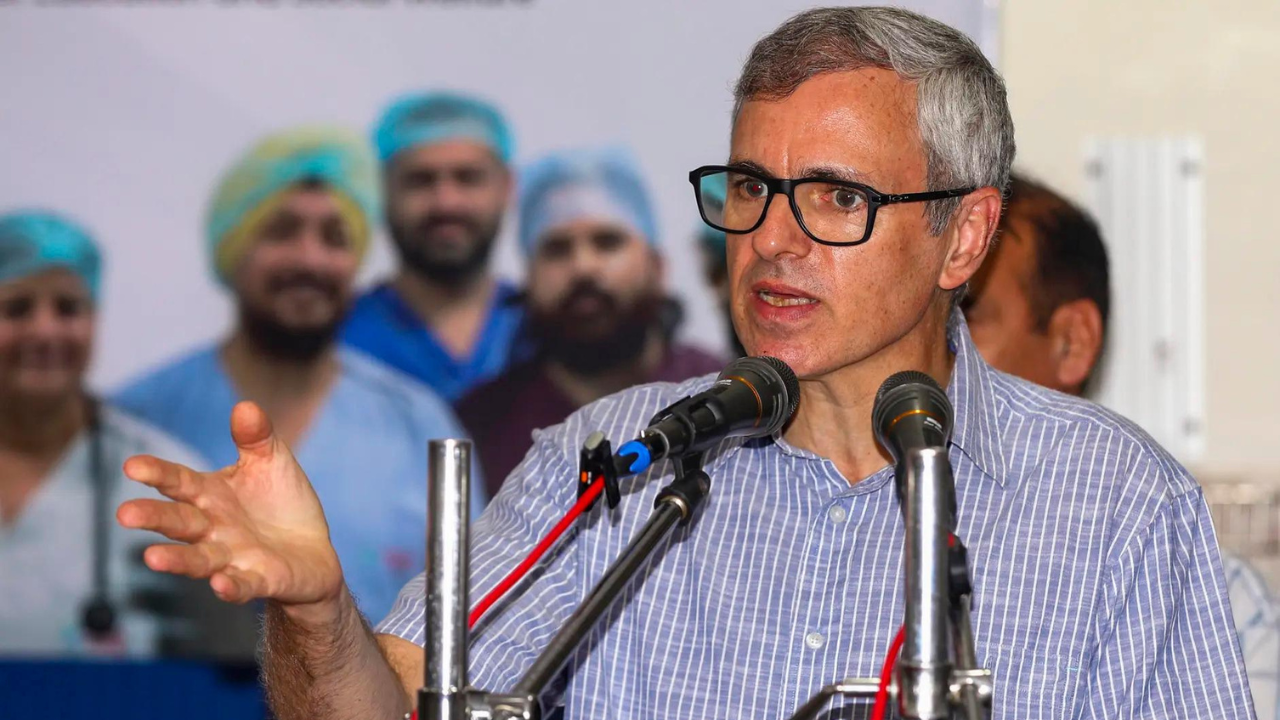 Omar Abdullah Advocates India-Pak Talks, Notes RSS Support for Dialogue
