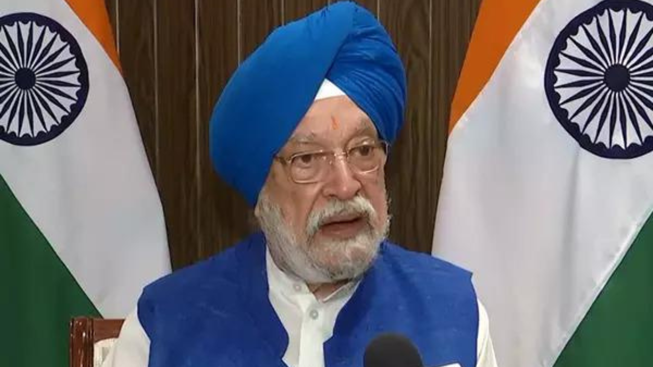 ‘Minor’ drop in mileage of vehicles due to E20, says Hardeep Singh Puri
