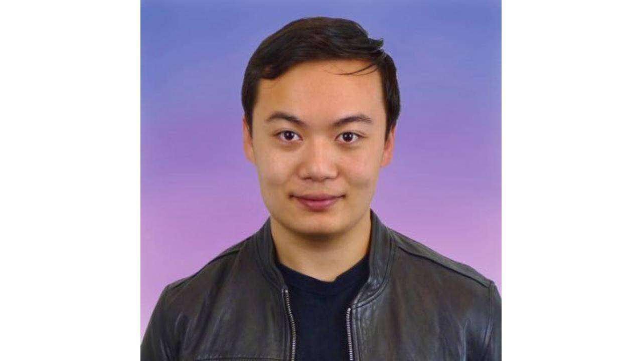 AI Expert Urges Professionals to Shift Focus Beyond Technical Skills in New Era