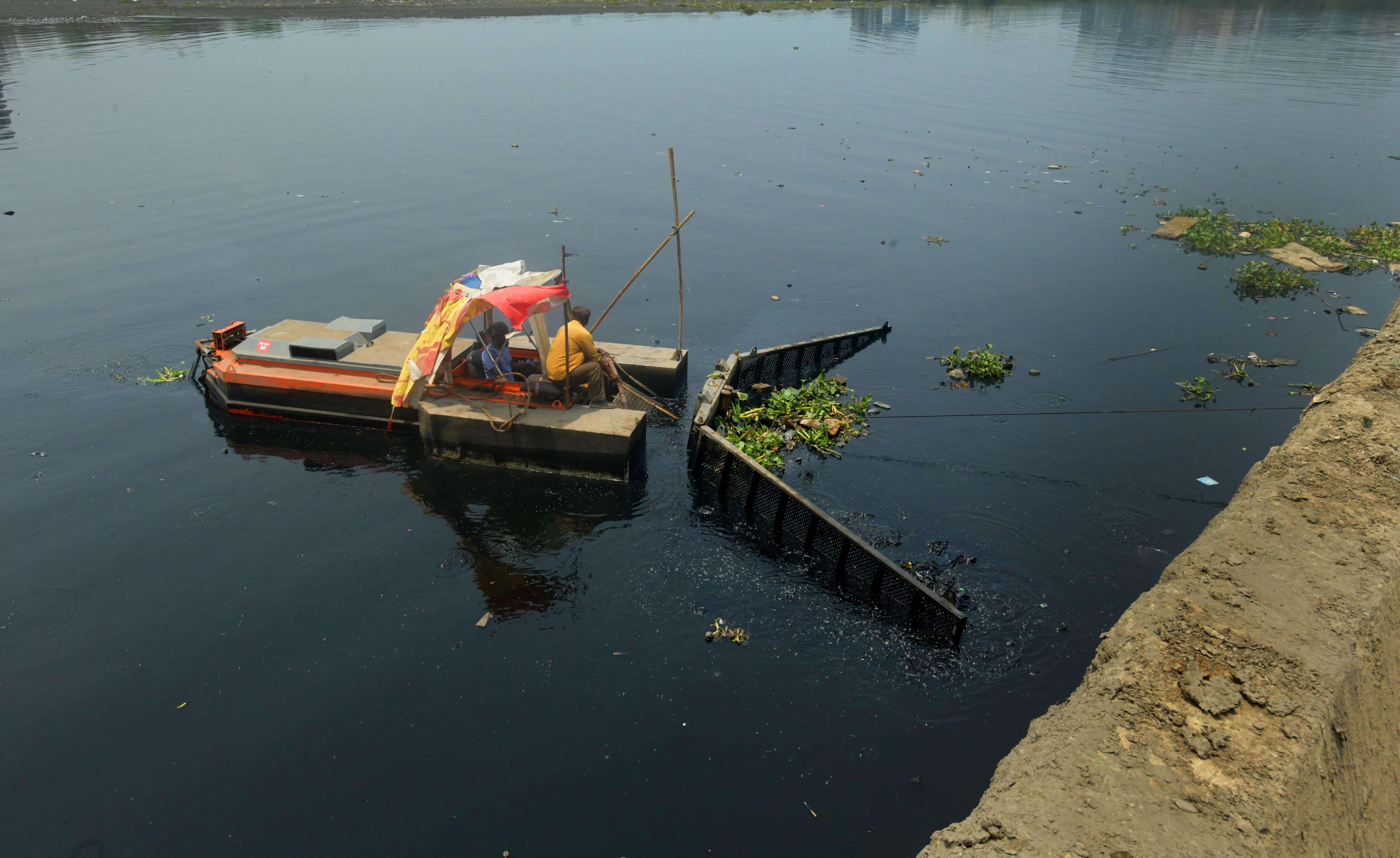 Maharashtra government launches probe into Vasai-Virar drain maintenance work