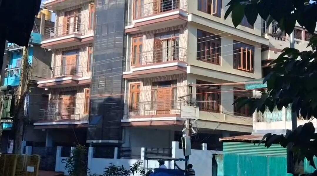 466eff9f-c52a-44e1-aba6-23a8f4281802_Majumdars_house.jpg