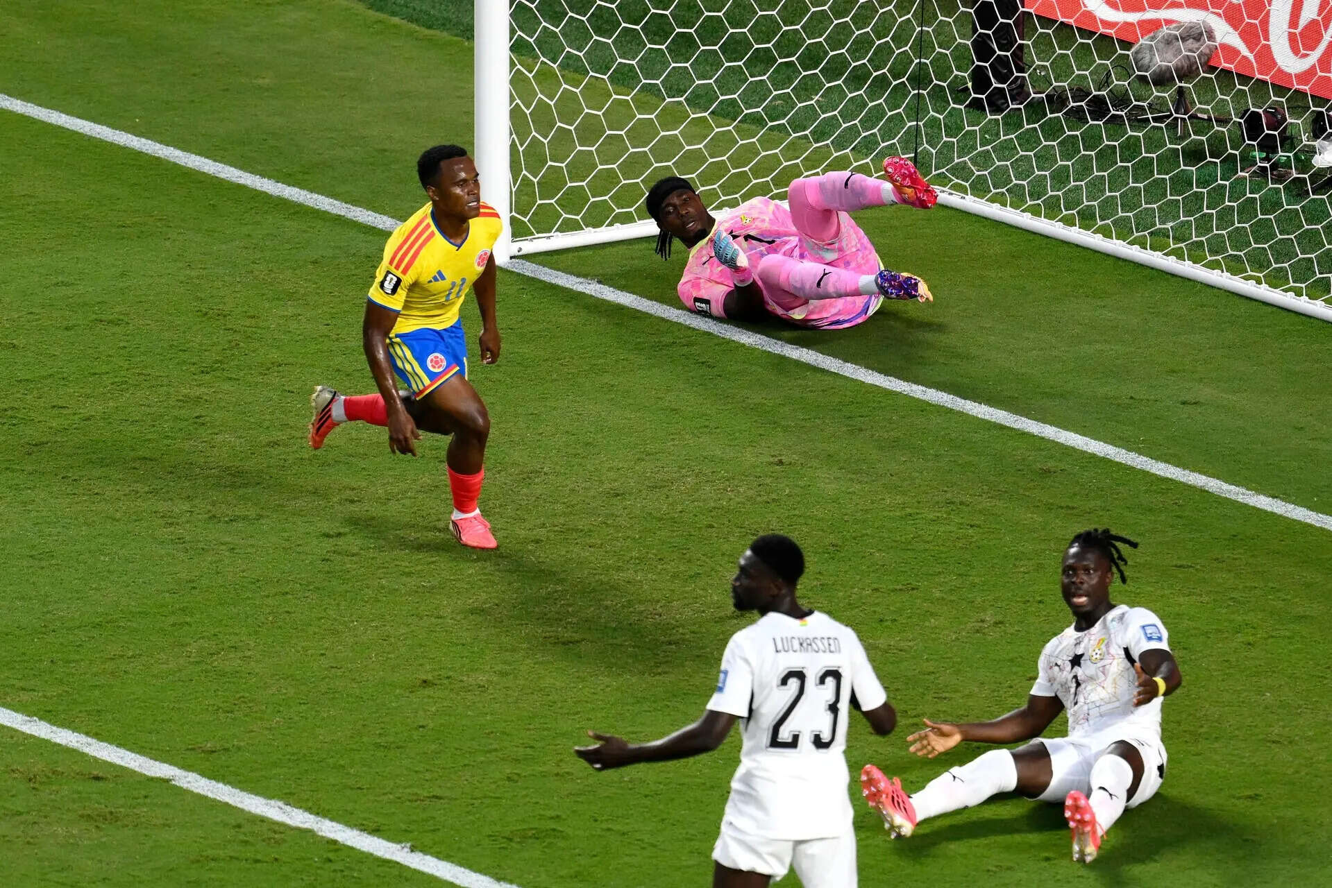 Jhon Arias strike sends Colombia into FIFA World Cup Round of 16 after hard-fought win over Ghana