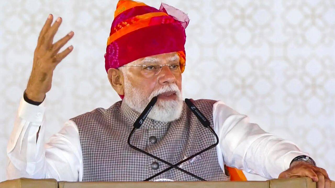 Modi Credits Diplomacy and 'Dosti' for India's Energy Crisis Management