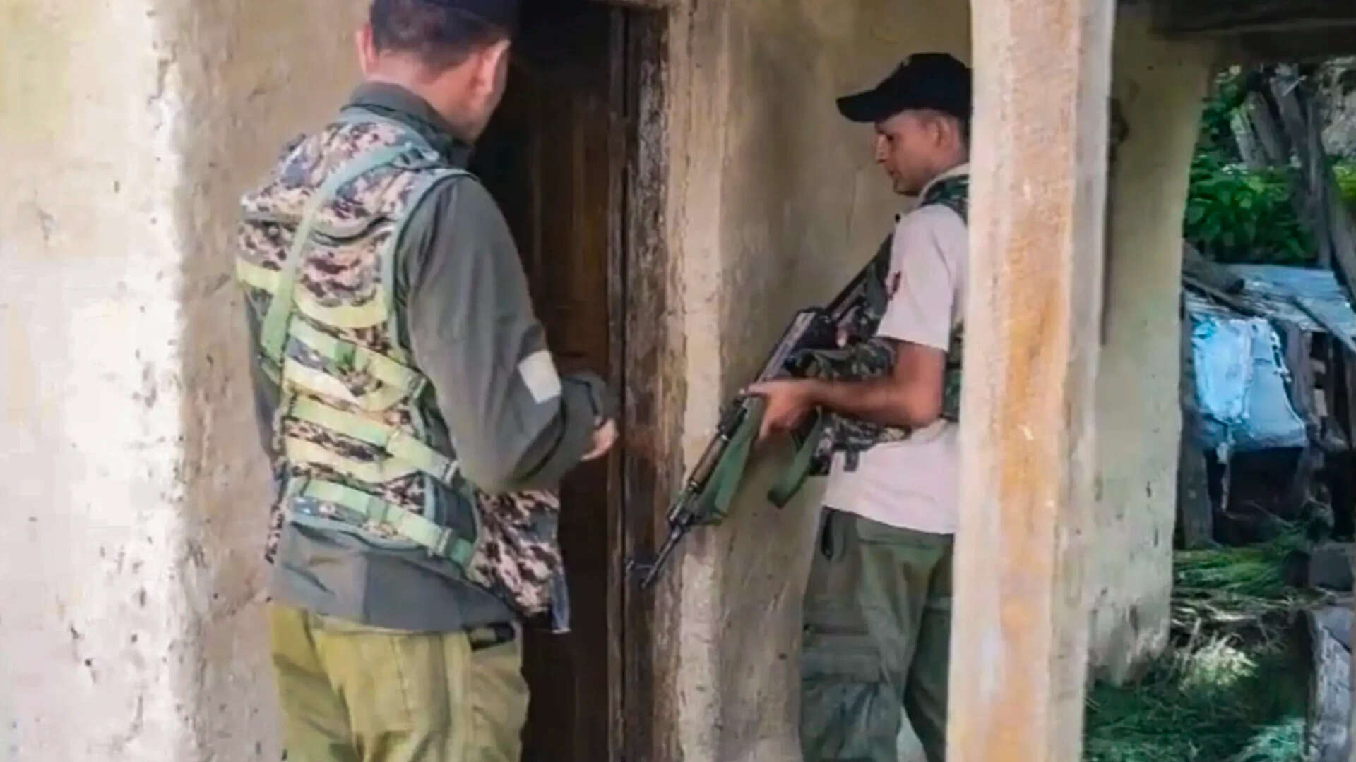 Security forces launch major anti-terror operation in J&amp;K's Shopian