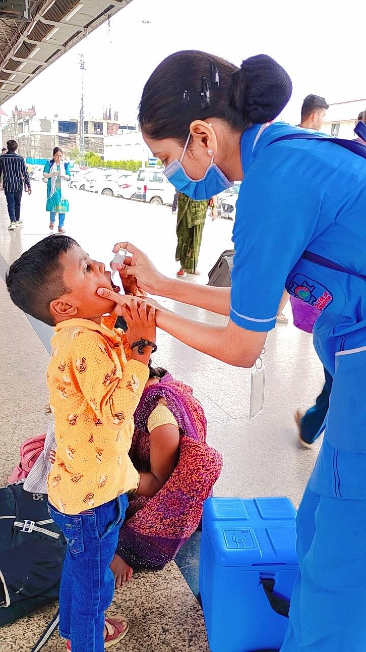 daffcdbb-c436-41a9-97d9-60c788bed82b_polio_vaccination.jpg