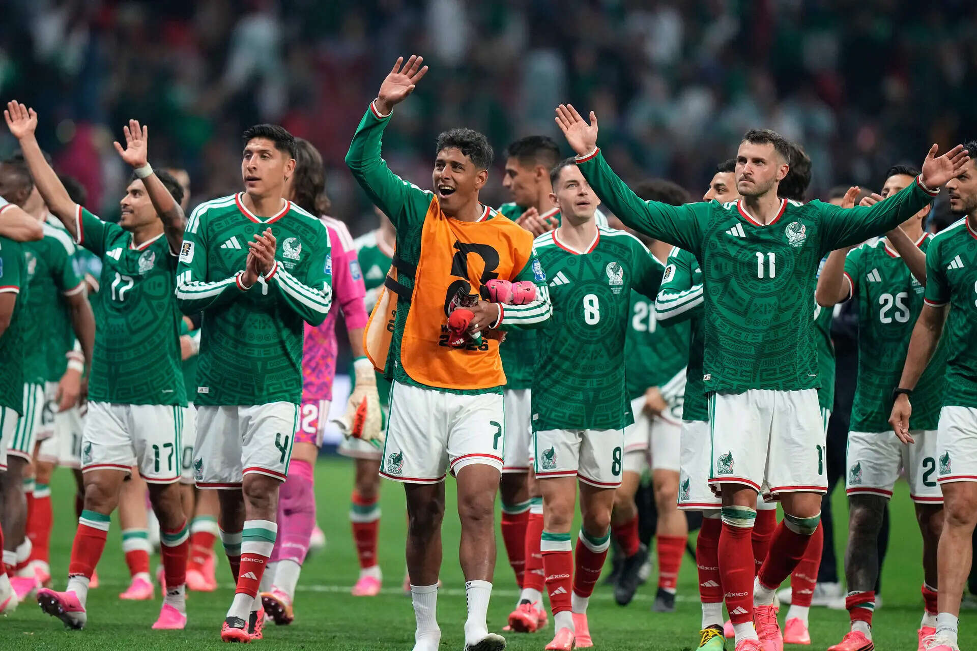 Ecuador Mexico WCup Soccer