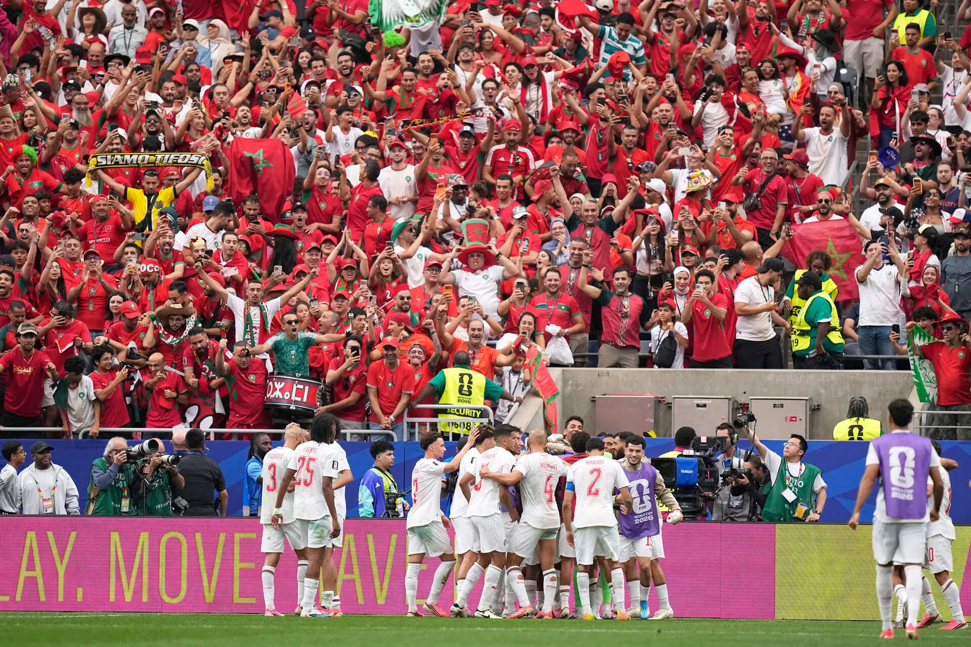Morocco's players celebrate their 3-0 win after the World Cup round of 16 soccer match between Canada and Morocco in Houston, Saturday, July 4, 2026. (AP Photo/Ashley Landis) Canada Morocco WCup Soccer