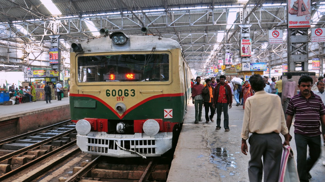 'Watching you': Rs 200 fine for littering or spitting at stations, on trains