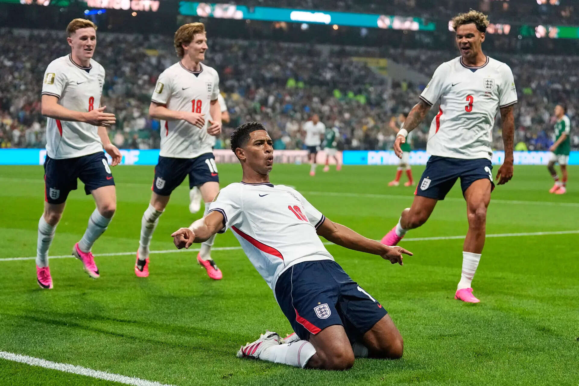 england-hands-mexico-its-first-world-cup-loss-at-estadio-azteca-winning-3-2-to-reach-quarterfinals.jpg