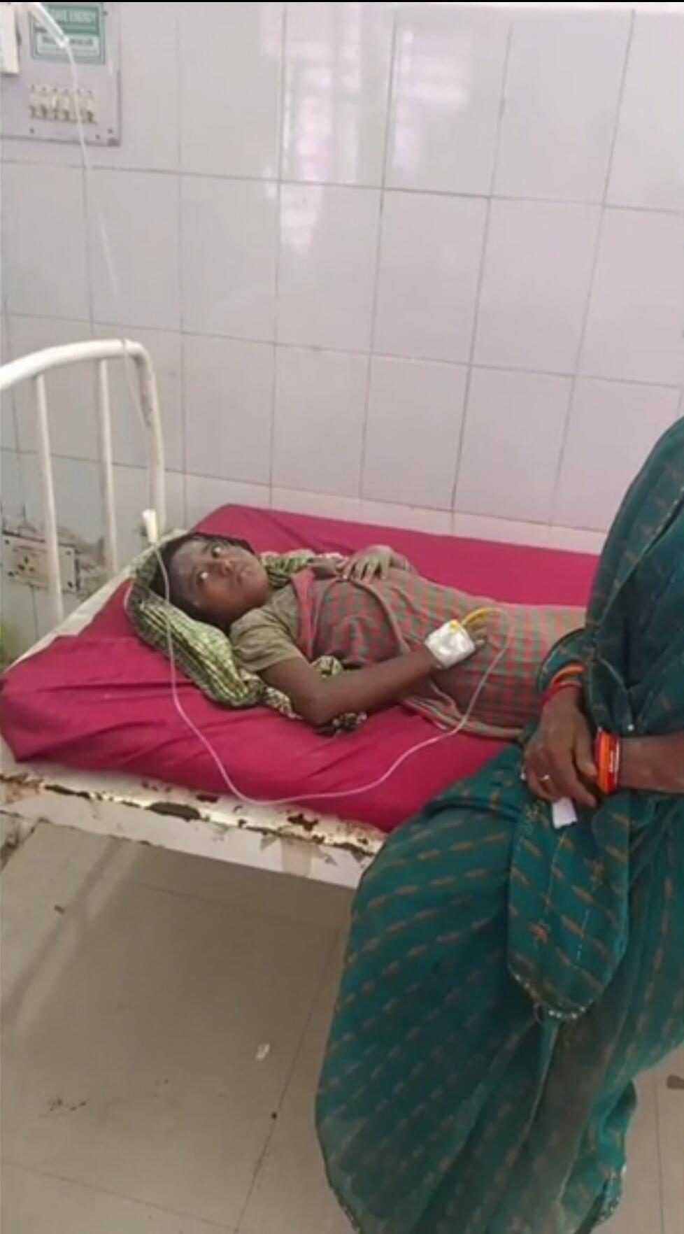 9d058295-49dc-4550-b04c-cf5593784df0_Isha_Kumari_in_hospital.Vishvendu_Jaipuriar.jpg