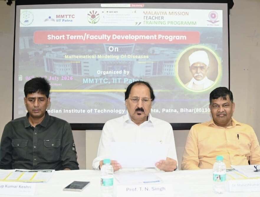 a1e765a3-3d70-46c3-ba87-92c37df69e48_IIT-P_director_T_N_Singh_on_Monday_inaugurated_a_faculty_development_programme_on_mathemtical_modeling_of_diseases_.jpg