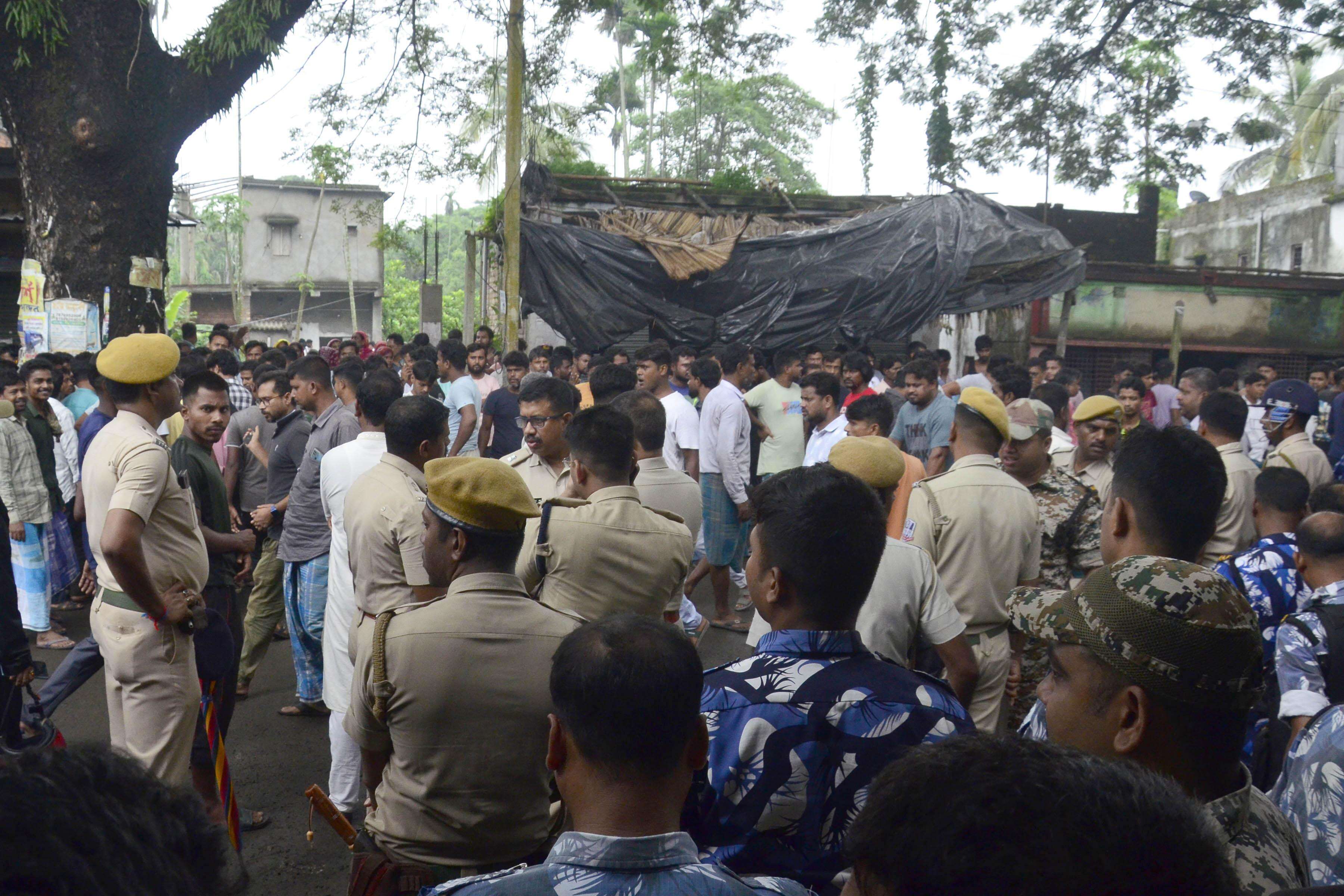 Police and central forces have been deployed due to tension in the Suryapur market area Baruipur Follow 06.jpg