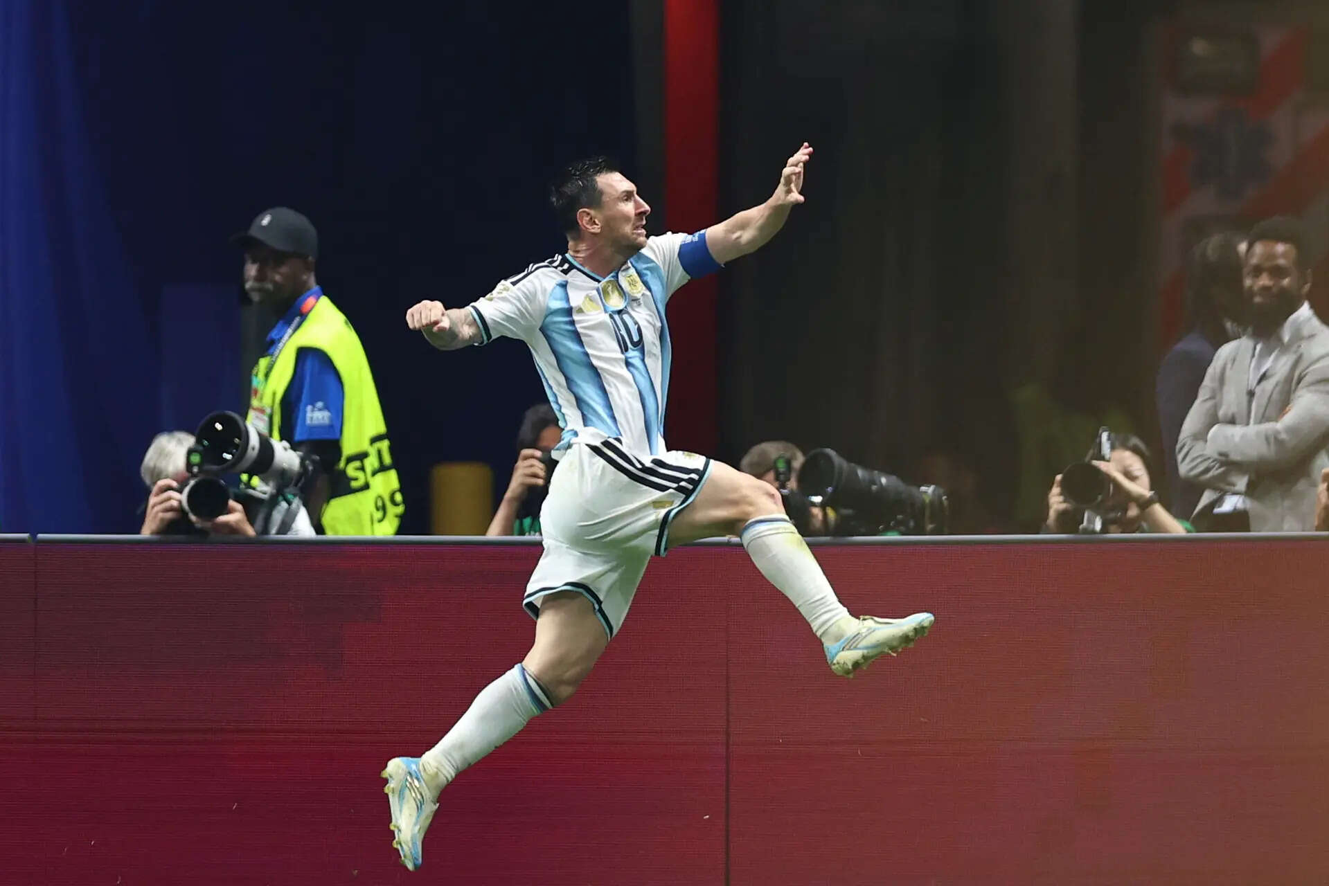 Lionel Messi's Argentina defeats Egypt 3-2 and Switzerland meets Colombia at World Cup, in photos