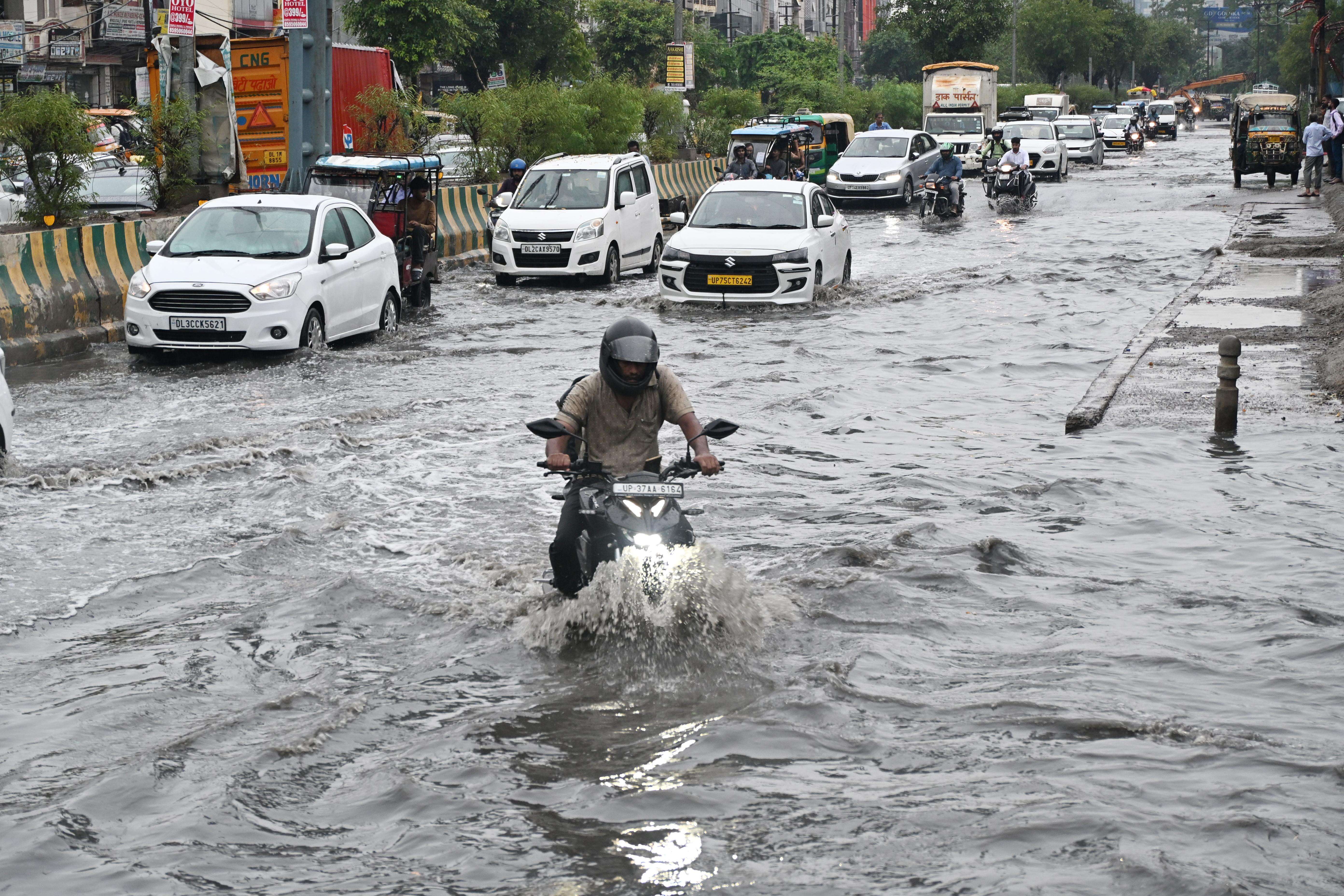 7Rain road water 3.jpg