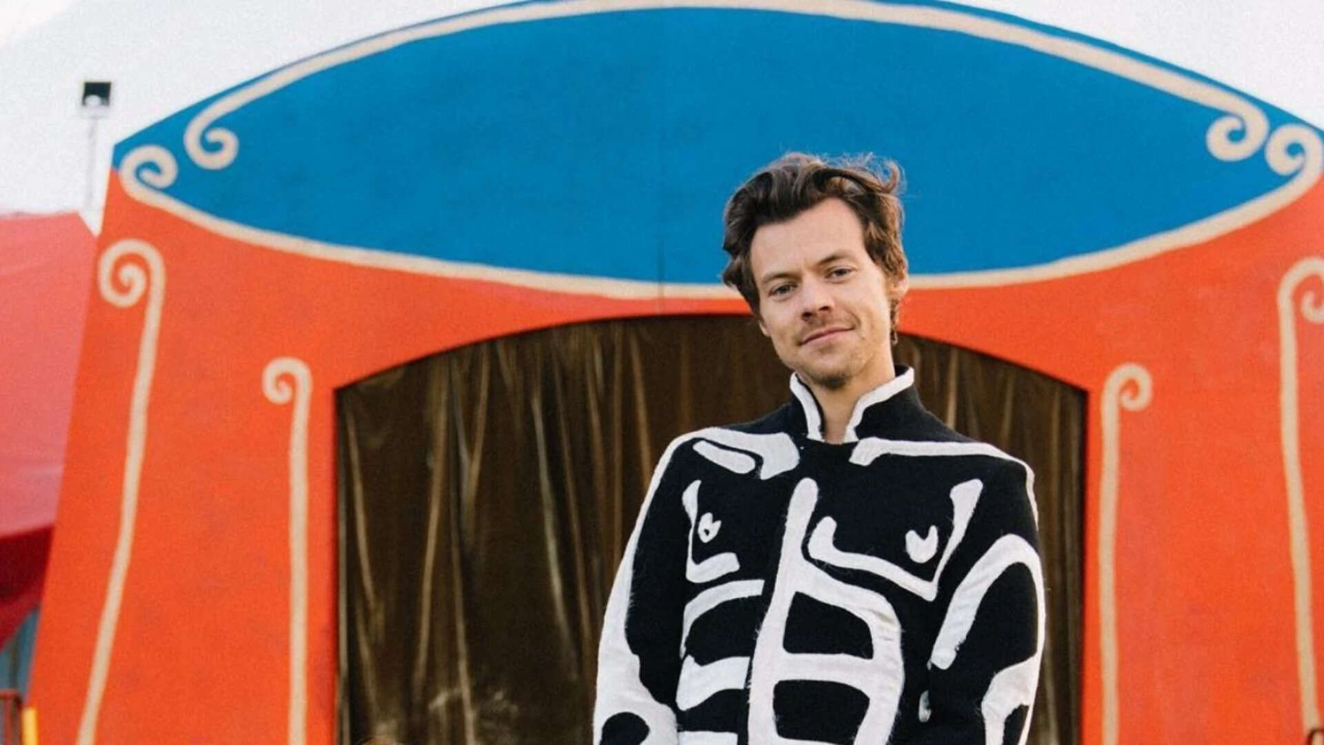 Harry Styles gets emotional at Wembley