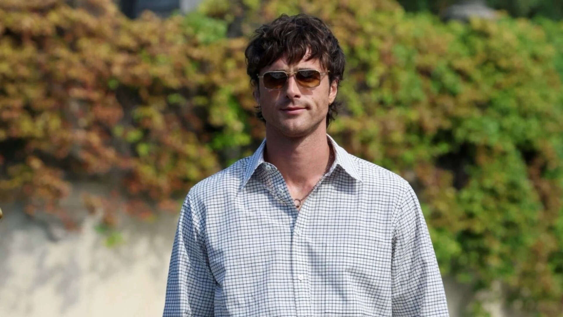 The actor enjoyed a scenic getaway in Idaho alongside Kendall Jenner and Khloé Kardashian before returning to his upcoming film projects.Image credit (X) Jacob Elordi takes break with Idaho lakeside vacation<br>