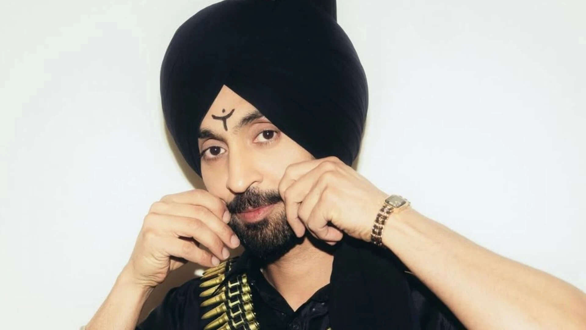 Diljit Dosanjh reflects on choosing love over criticism<br>