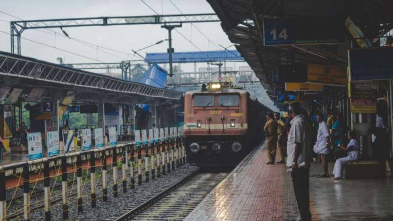 Railways orders probe into unauthorised decoration of 1AC coupe, suspends chief ticket inspector