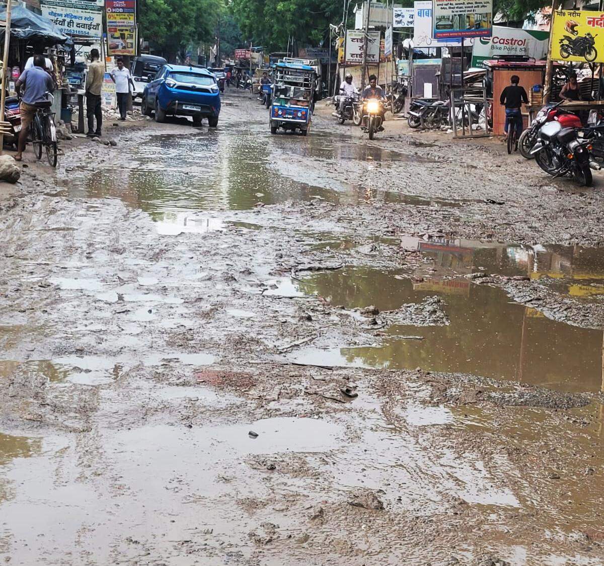 Road in Sector 63, near Behlolpur, is in desperate need of a revamp 6Broken road 35.jpg