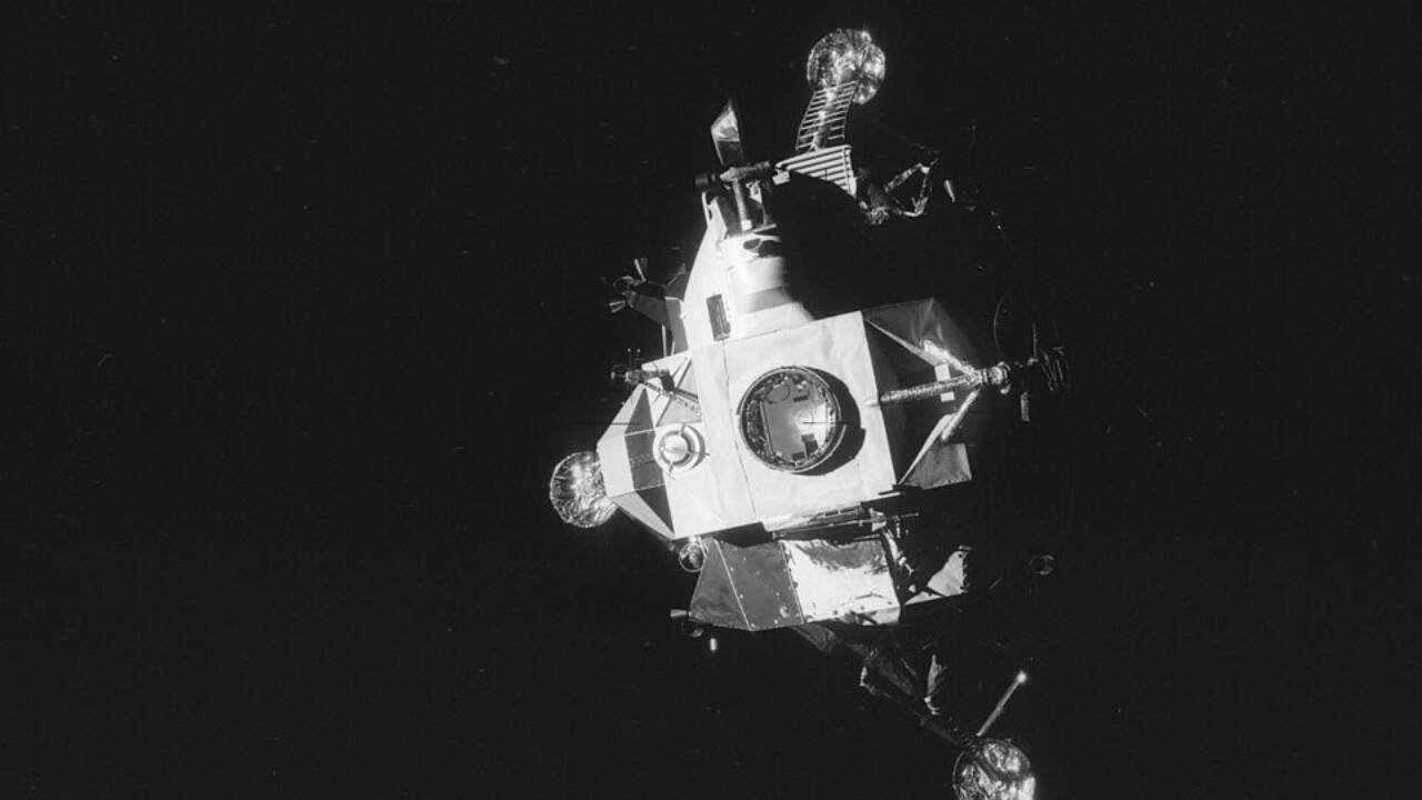Wikimedia Commons Apollo 13 LM undocking