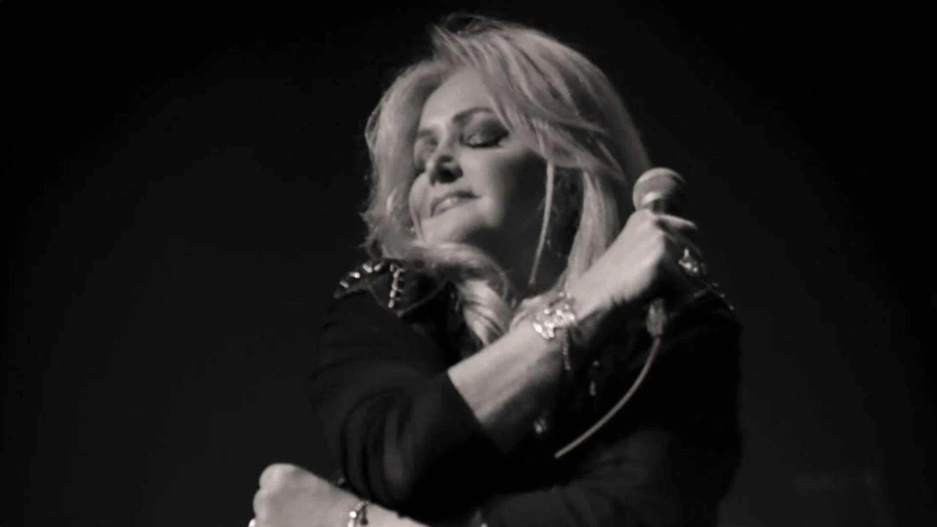Bonnie Tyler remembered as a music legend