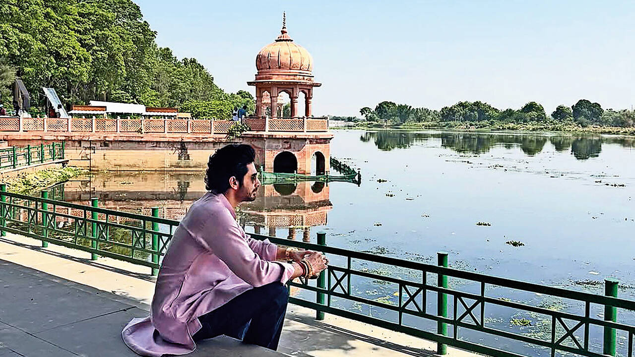 Ishwak Singh enjoying the scenic beauty at Kudiya Ghat