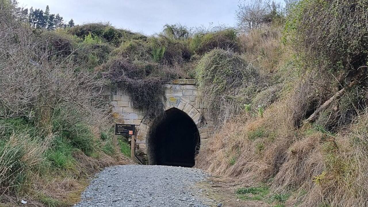 alps tunnel