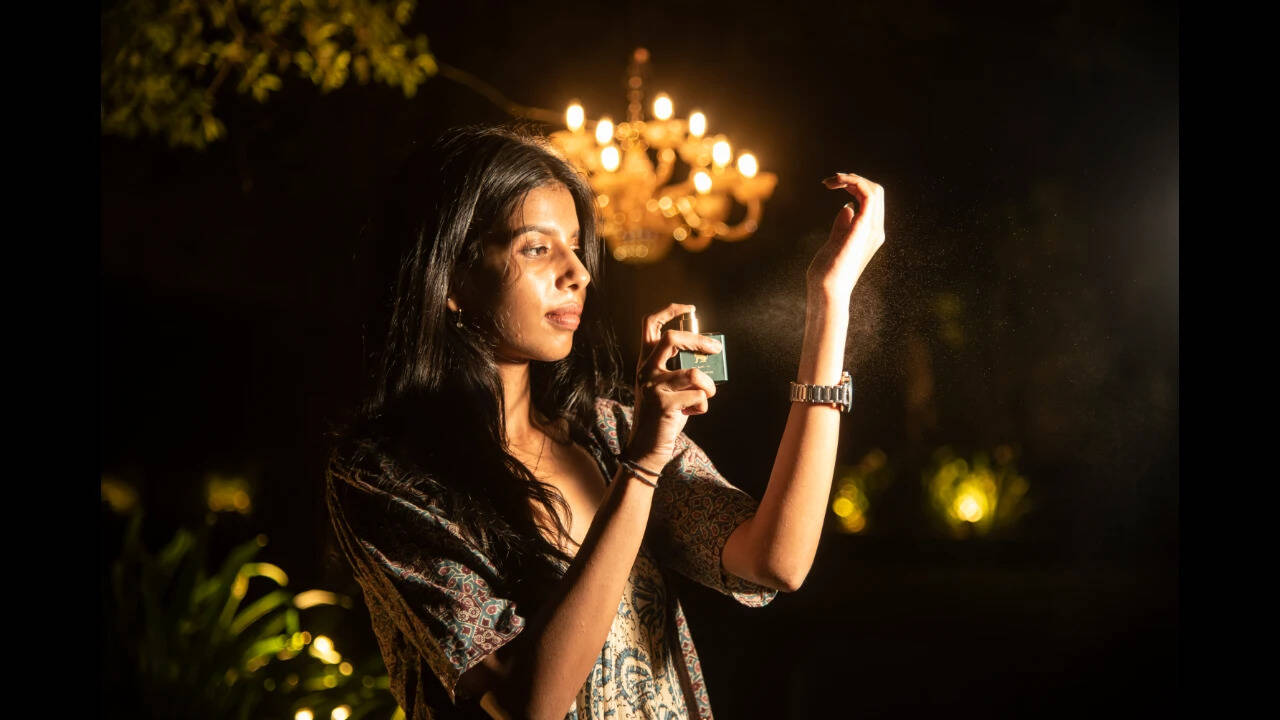 <p style="line-height:1.38">Perfume and Petrichor</p><br>