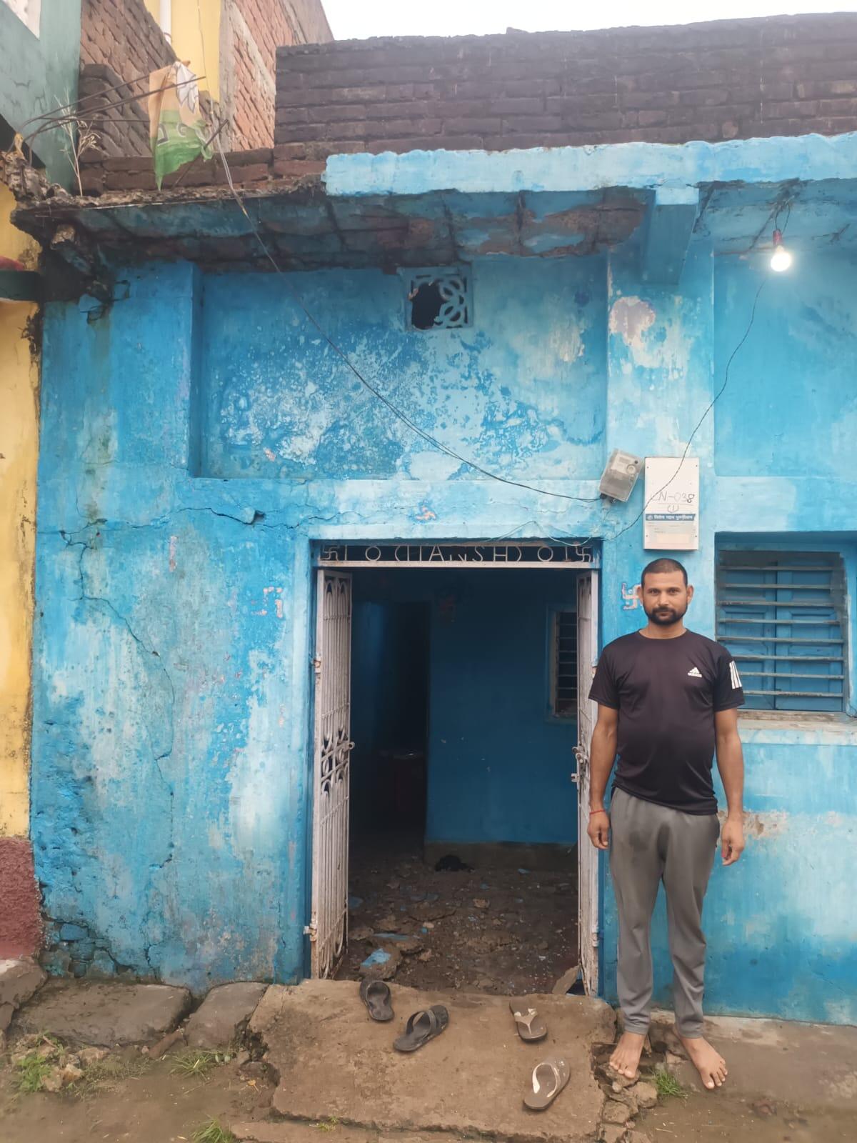 cf1d87d5-86c2-4a78-8c6e-8198bfe9d57b_The_house_where_theft_was_committed.Vishvendu_Jaipuriar.jpg