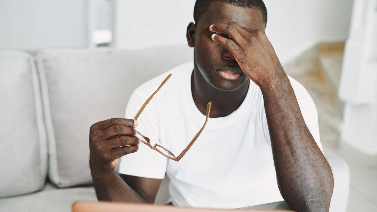 Prolonged use of phones and screens can lead to strained eyes