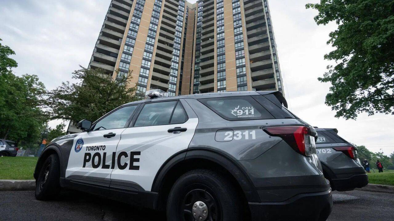 Canada: Toronto shooting leaves 2 dead, 5 injured; attacker at large