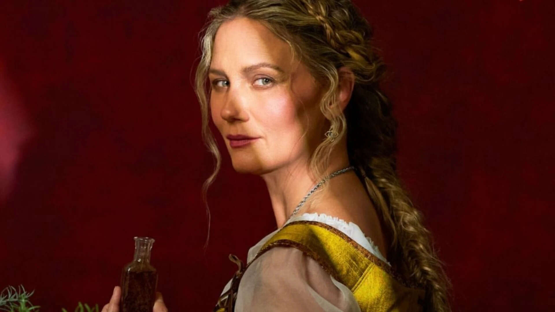 Jennifer Nettles celebrates longtime friendship with Taylor Swift