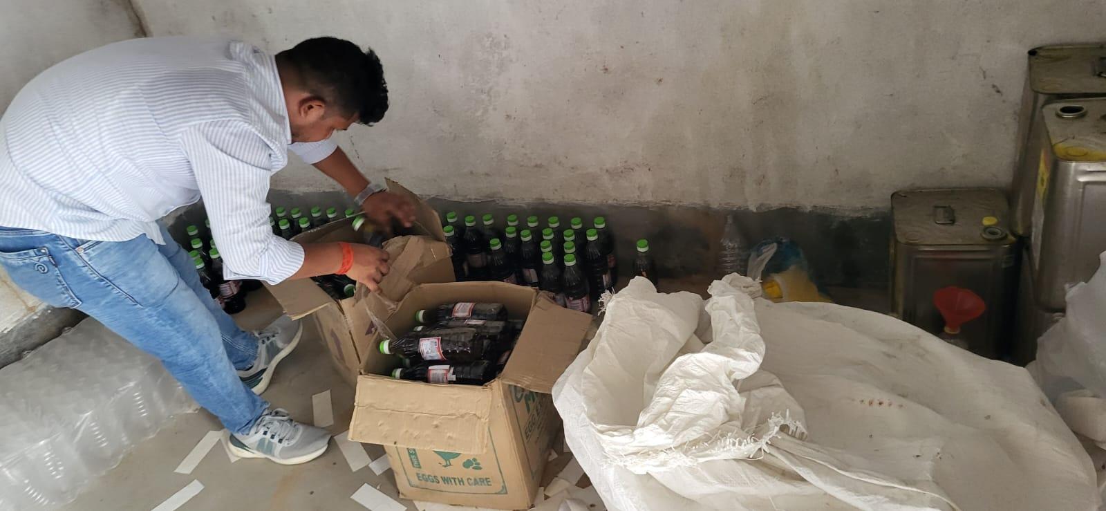 30389f19-2ff3-4bde-9dad-0267534bb7a7_fake_patanjali_products_seized_1.jpg