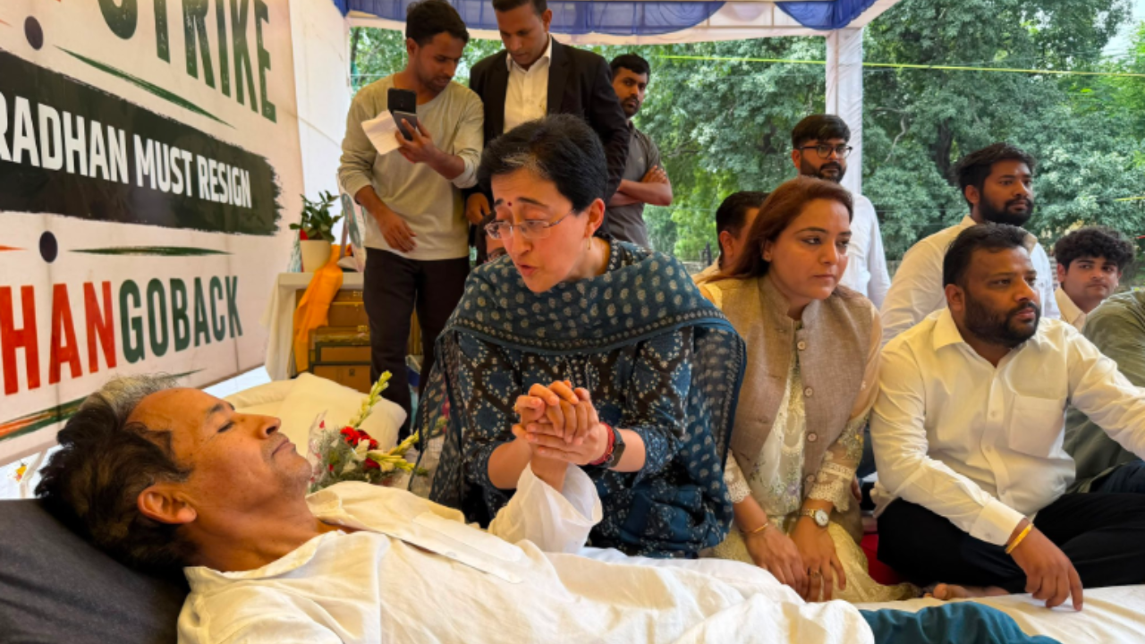 ‘Power to you Sonam and young cockroaches’: Atishi joins CJP protest on day 24 as Wangchuk’s health worsens