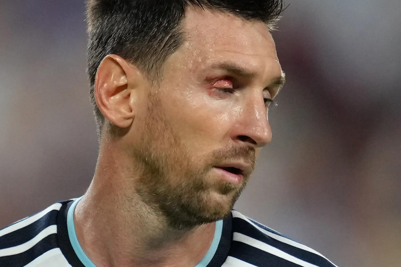 Lionel Messi’s World Cup scoring streak ends, but his assist sparks Argentina’s win over Switzerland