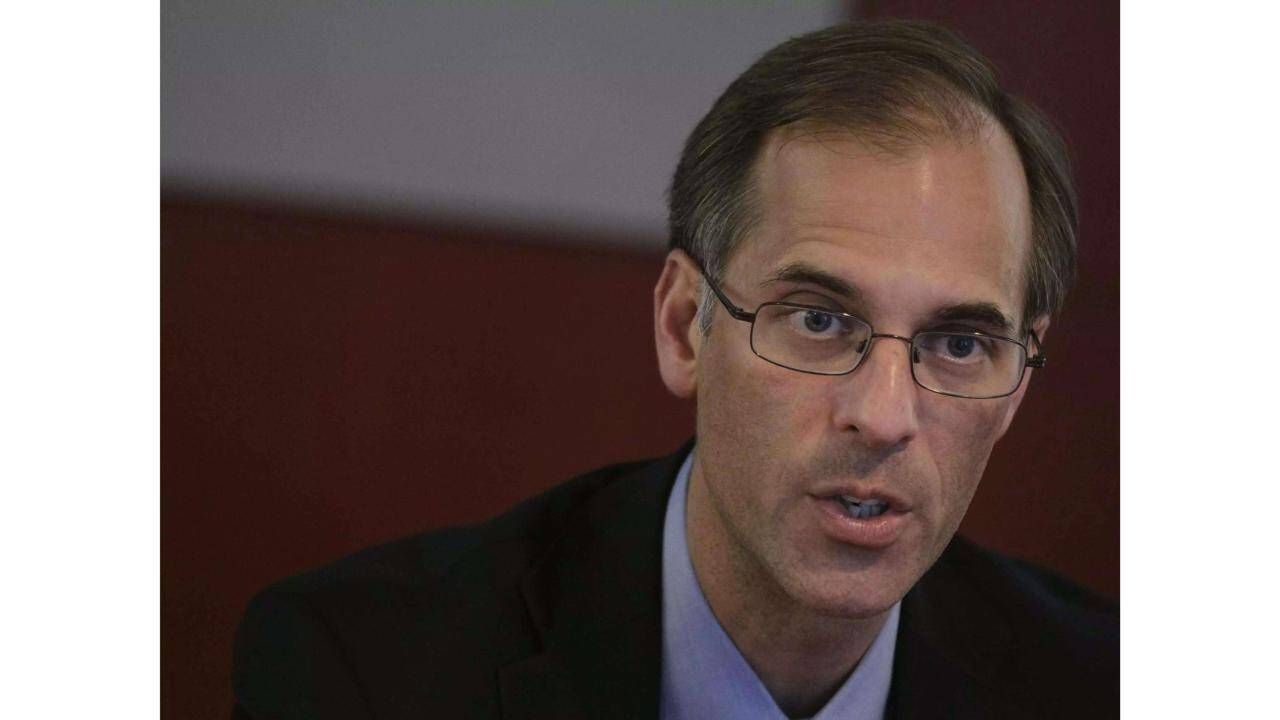 Moody’s chief economist Mark Zandi sees 'big warning' signs in June Jobs report for the US
